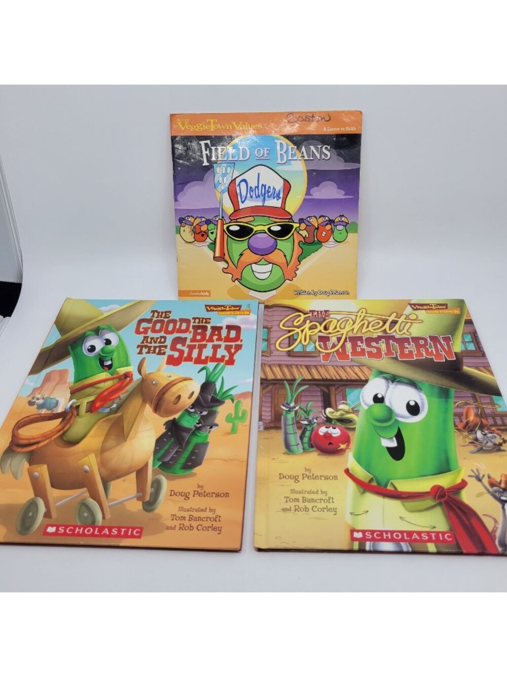 VEGGIE TALES Lot of Children's Books by Doug Peterson ZonderKidz - BK309